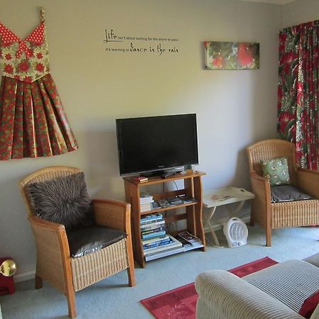 Be My Guest Bed & Breakfast New Plymouth Dış mekan fotoğraf