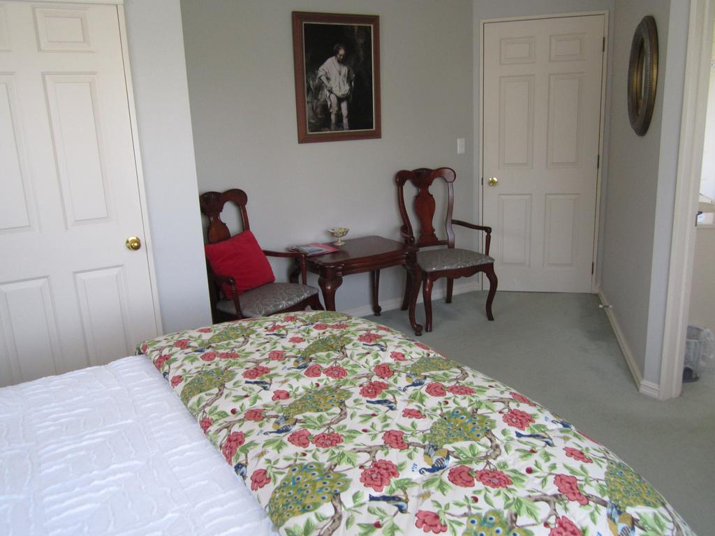 Be My Guest Bed & Breakfast New Plymouth Oda fotoğraf
